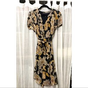 NWOT Shortsleeve Dress with Pleat & Button Details